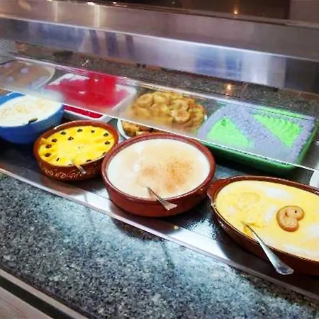 阿雷纳斯酒店